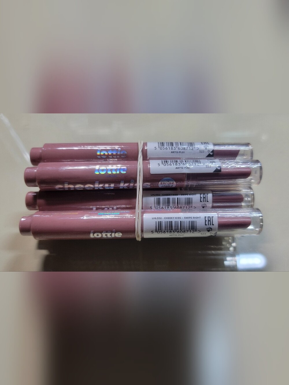 Cheeky Kiss Liquid Lip Gloss - Soft Pink (Swipe Right)